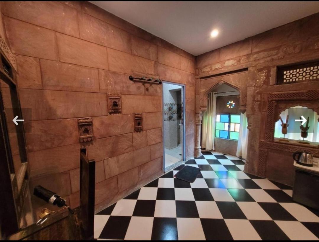 The Kutumb Villa - A Heritage Home Stay Джодпур Екстериор снимка